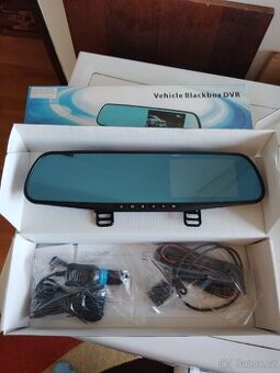 Kamera do auta – zrcátko DVR Full HD 1080p