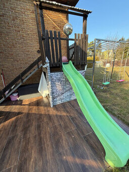 zahradní dětský domek