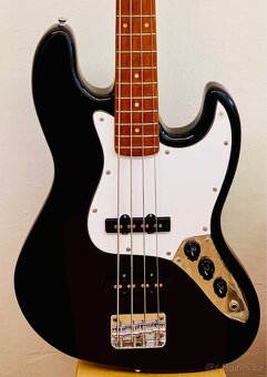 Elektrická baskytara Lyman Jazz bass a Precis