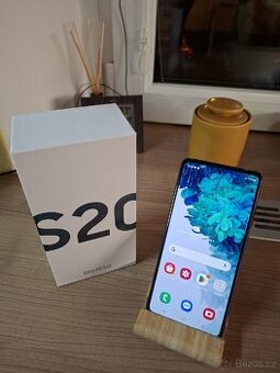 ​📱 Samsung Galaxy S20 FE 5G – Top stav, bez škrábanců