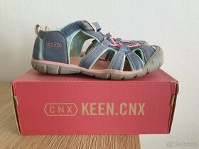 Sandále zn.  KEEN Seacamp CNX II Jr. č. 38