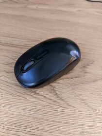 Bezdrátová Microsoft Mobile Mouse černá - 1