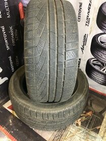 Zimní pneumatiky 235/50 R17