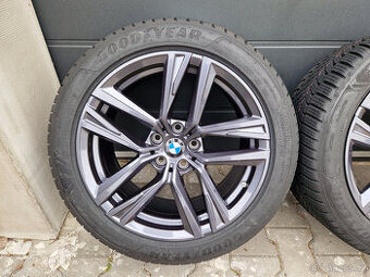 5x112 r18 kola disky bmw i4 alu 18 BMW I4 elektrony 245 45
