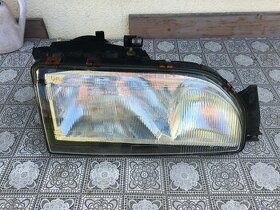 Pravé přední světlo Ford Sierra