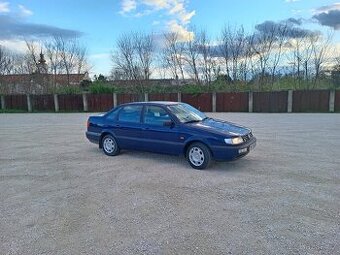 Volkswagen Passat B4/35i- 1.8 benzín CL 66KW