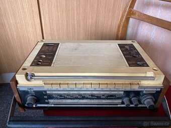 Retro tranzistorové rádio