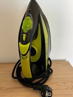 žehlička ECG NZ 280 auto-off - použitá