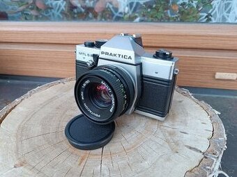 Analogový fotoaparát praktica MTL 5B