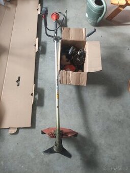 Křovinořez/ vyžínač - Oleo-mac Sparta 250T