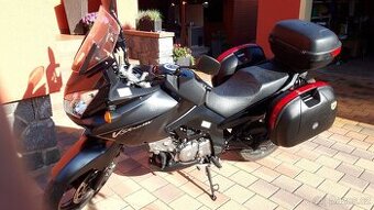 Prodám cestovní motorku Suzuki V-Strom DL 650 - 1