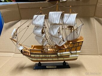 VICTORY model lodě