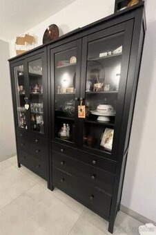 HEMNES VITRÍNA - 1