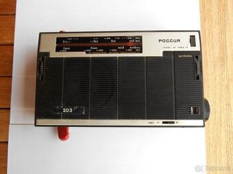 Tranzistorové rádio Rossia 303