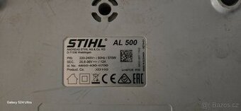 Baterye s rychlo nabíjecí stanici STIHL