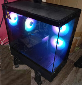 Nový Herní PC/i5-14600K/RTX 5070/32GB RAM/1TB SSD Crucial