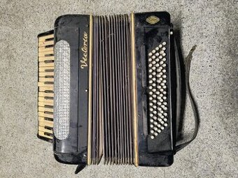 Prodam Akordeon