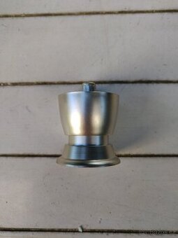 Nábytkové nohy - nízke plastové