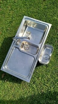 Kvalitní nerezový dřez