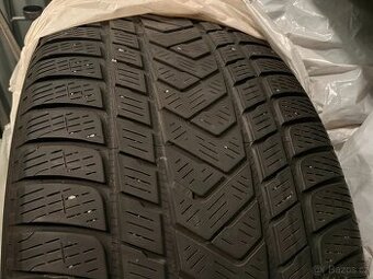 2 zimní pneu Pirelli Scorpion Winter 274/45/20