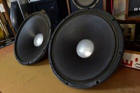 Reproduktory TESLA ARM 9404 výborný stav, málo hrané