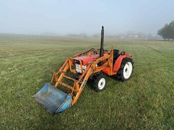 JAPONSKÝ MALOTRAKTOR KUBOTA B1600+ČELNÍ NAKLADAČ