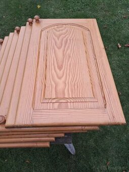 dvířka ke kuchyňské lince - 1