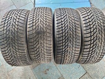 Nokian 215/55R16