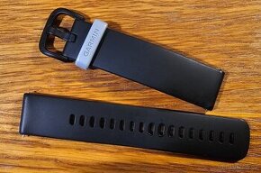 Garmin černý silikonový řemínek k hodinkám, 20 mm