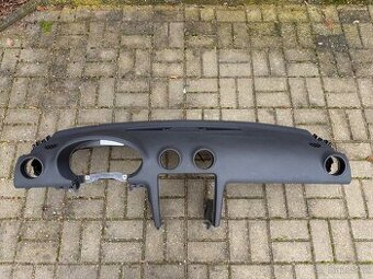 Audi A3 8P palubní deska airbag