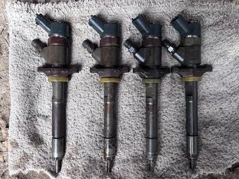 Cena za sadu vstřikovačů Peugeot, Ford 1.6HDI, TDCI 04451101