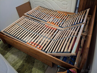 Manželská postel 180x200 včetně českých matrací