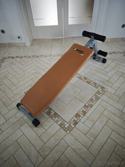 Šikmá posilovací lavice Energetics 480