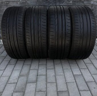 Sada pneu Bridgestone 225/50/18 95W