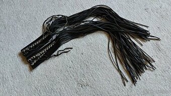 Ozdobné třásně na řídítka