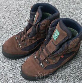 Trekové boty Goretex vel.38