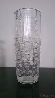 Váza z lisovaného křišťálového skla - Jiří Řepásek