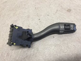 AUDI A4 B6, B7 2000-2007 - PÁČKA STĚRAČŮ 4E0 953 503 C