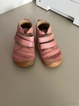 Prodam detske celorocni boty froddo, velikost 23