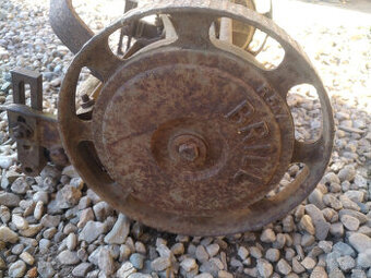 Retro vřetenová sekačka