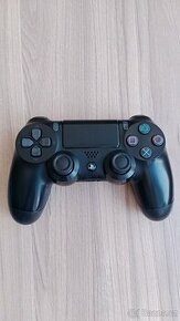Ovladač PlayStation 4