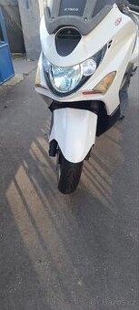 Kymco Xciting 300i R Skútr