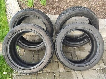 Zimní pneumatiky 218/50 R18