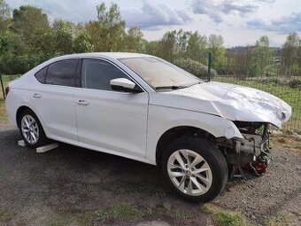 Octavia IV-dveře boční PP, PZ, kufrové, zadní nár. S9R/2Y2Y