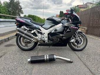 Kawasaki zx9r