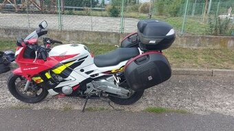 Honda CBR 600 F