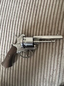 Revolver LeFaucheux 9mm
