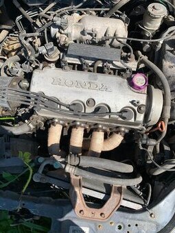 Motor Honda civic 6g 1.5eco vtec 84kw
