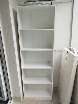 Knihovna Ikea