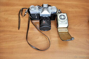 Prodám fotoaparát ZENIT B s expozimetrem
